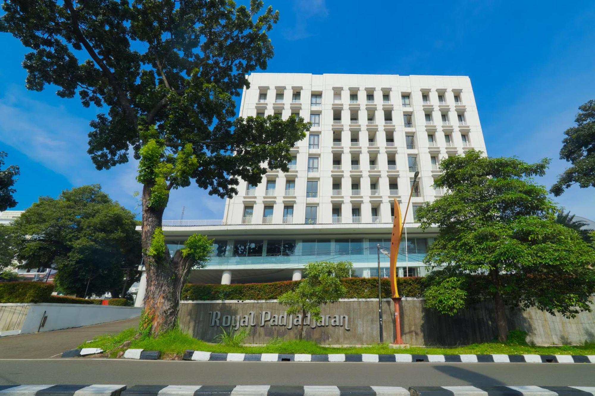 Royal Padjadjaran Hotel Bogor Kültér fotó